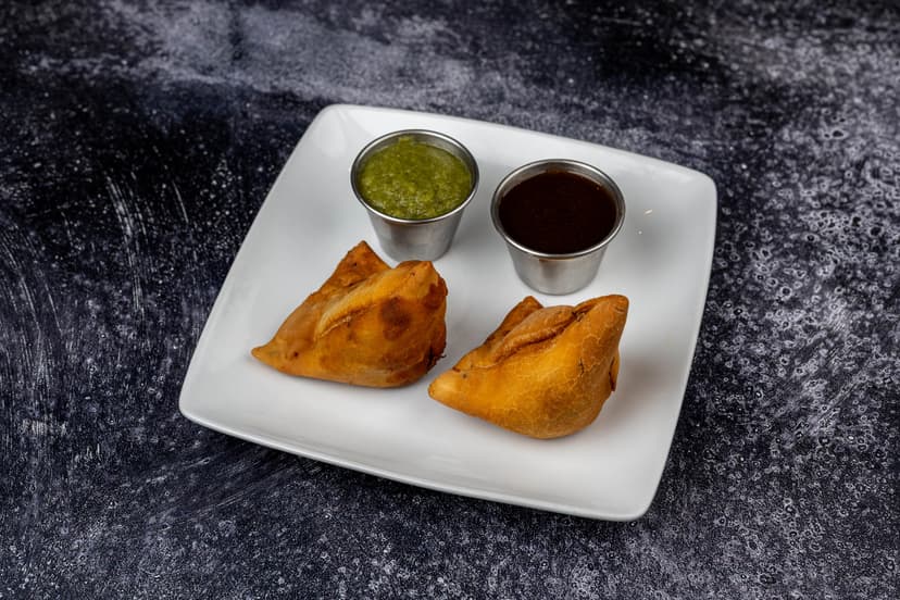 VEGETABLES SAMOSA 2PC